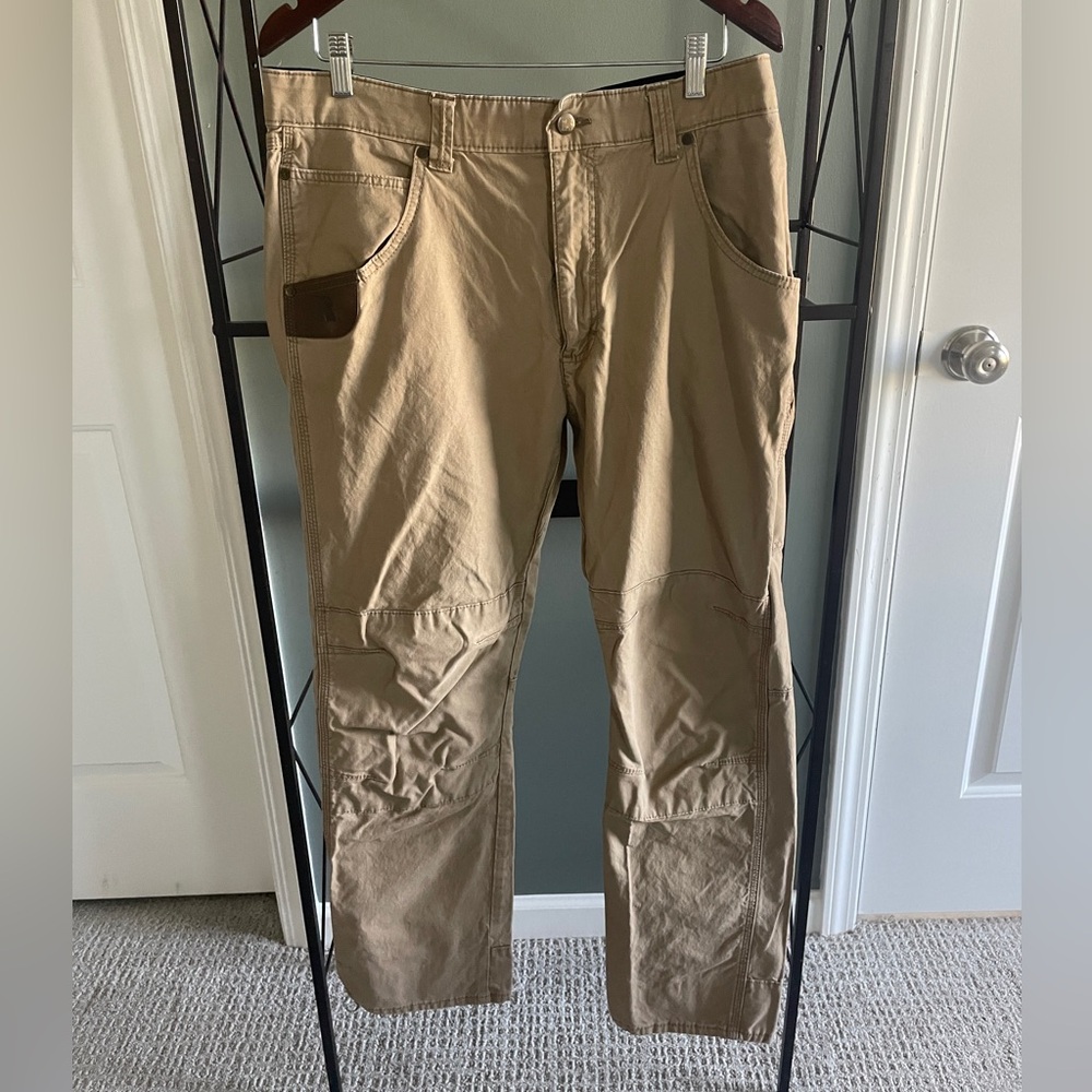 Wrangler Men’s Riggs Workwear Carpenter pant in khaki